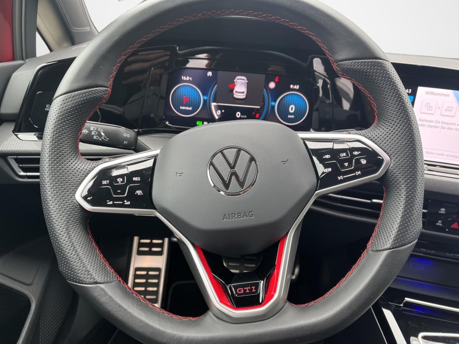 Volkswagen Golf GTI