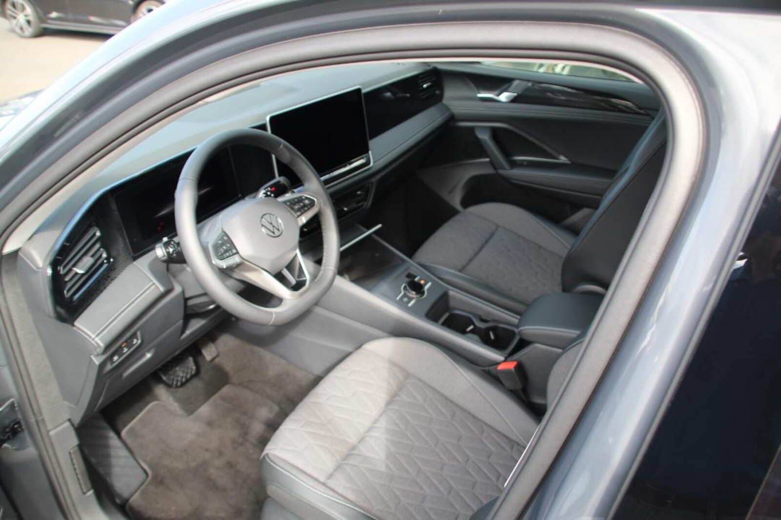 Volkswagen Tiguan – Bild 10
