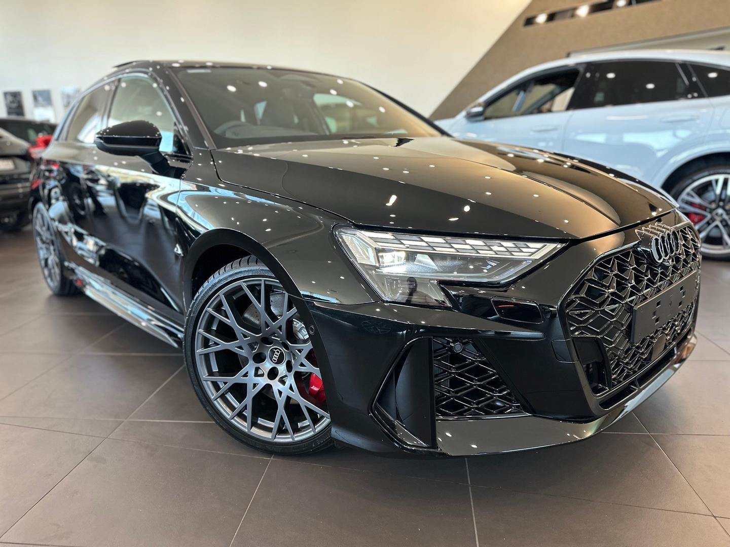 Image about Audi RS 3 Sportback TFSI quattro S tronic