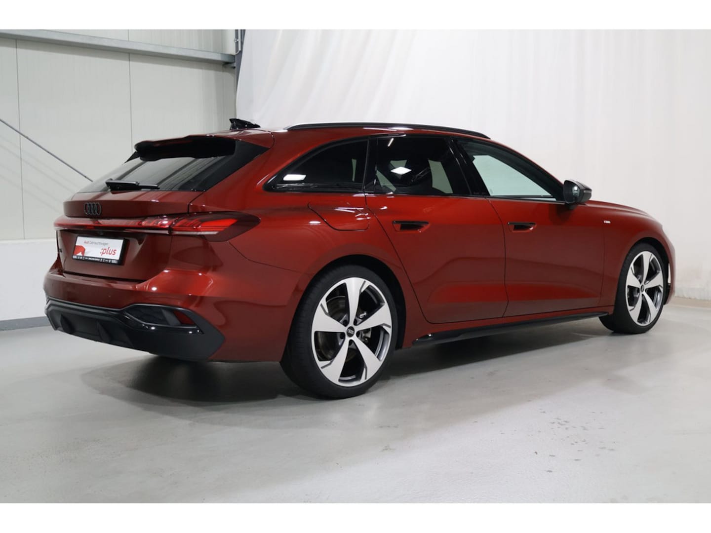 Bild über Audi A5 Avant TDI 150 kW S tronic - für weitere Informationen kontaktieren Sie den Audi Partner