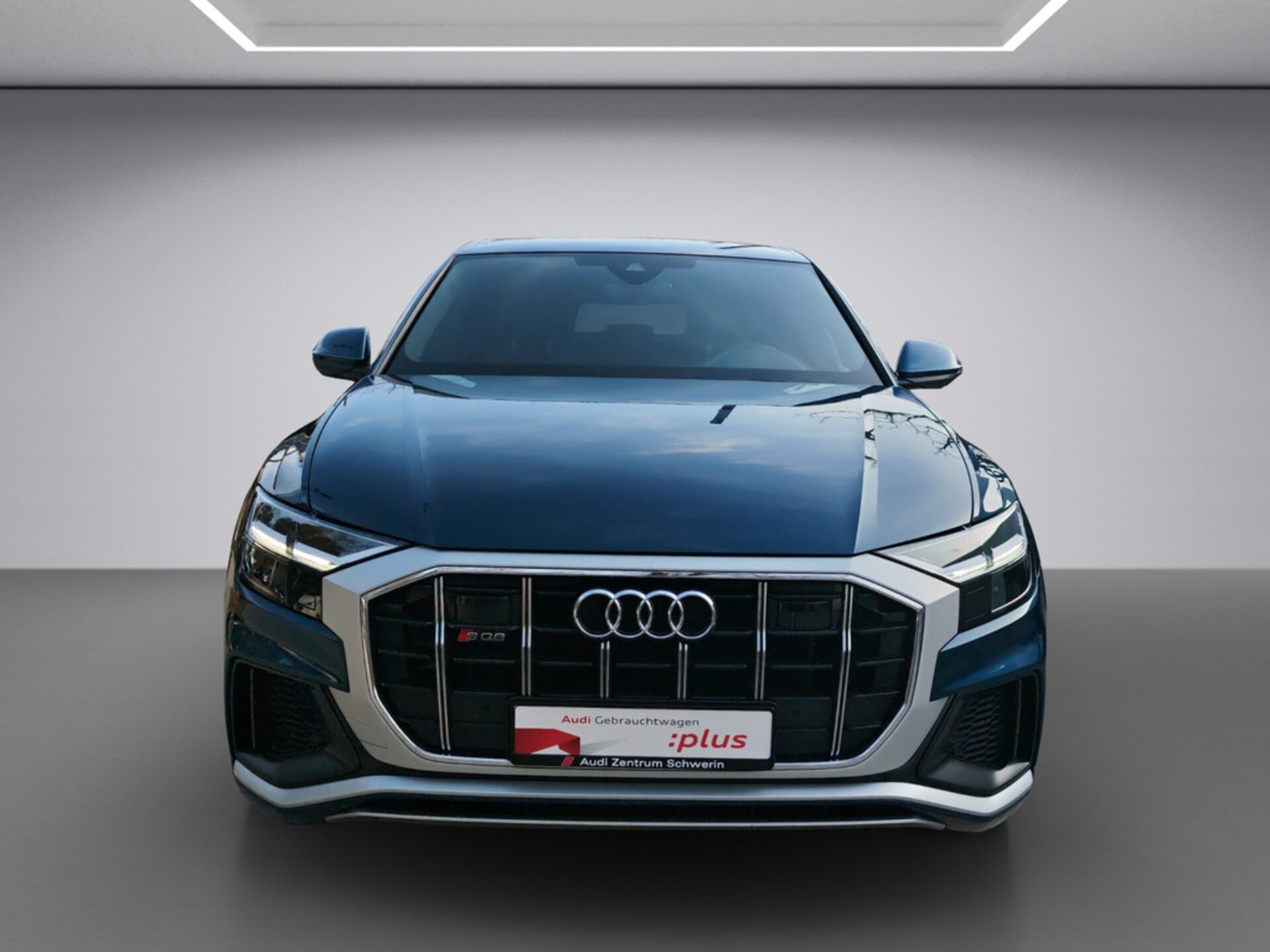 Audi SQ8 SUV