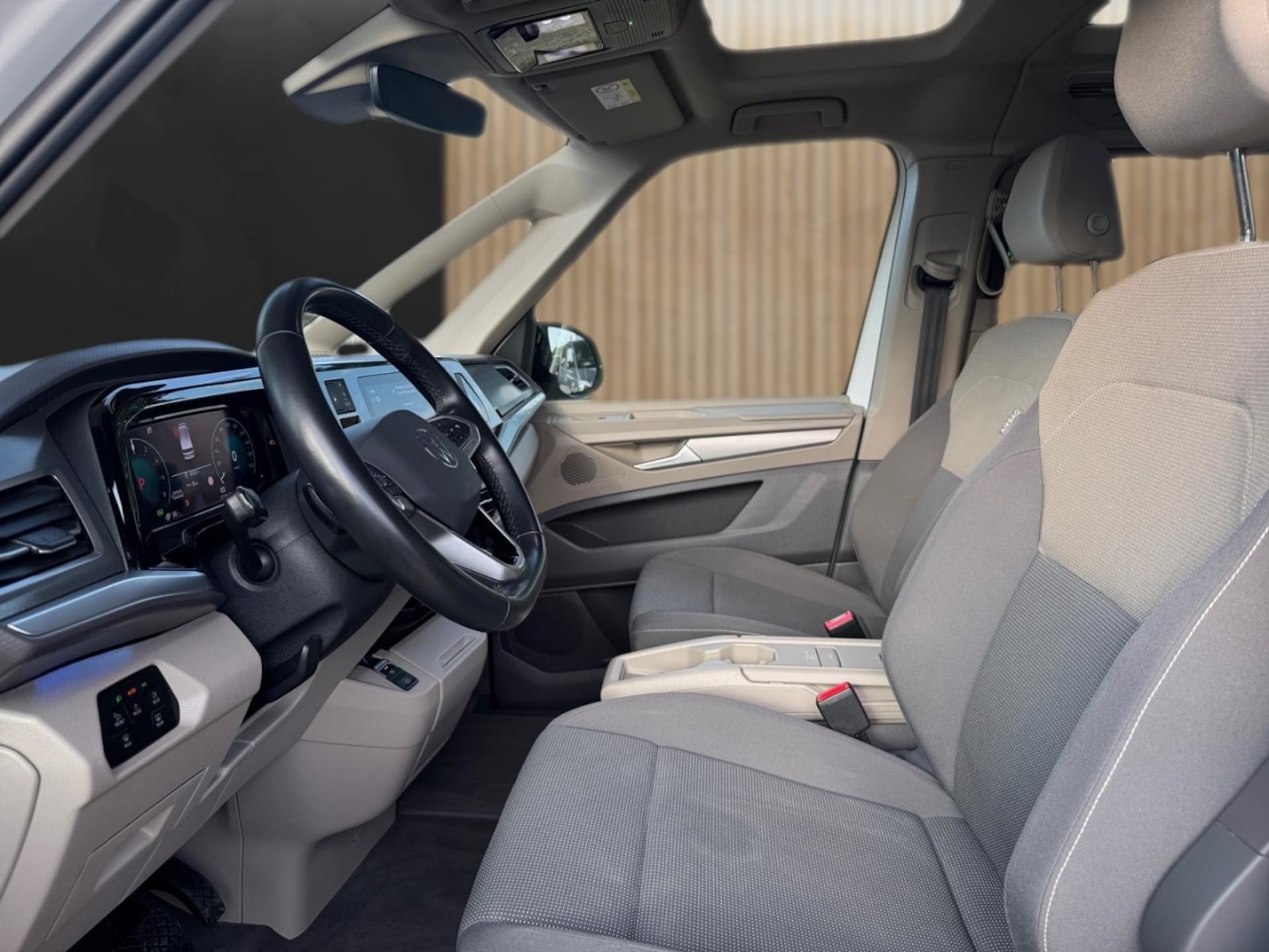 Volkswagen Multivan Life