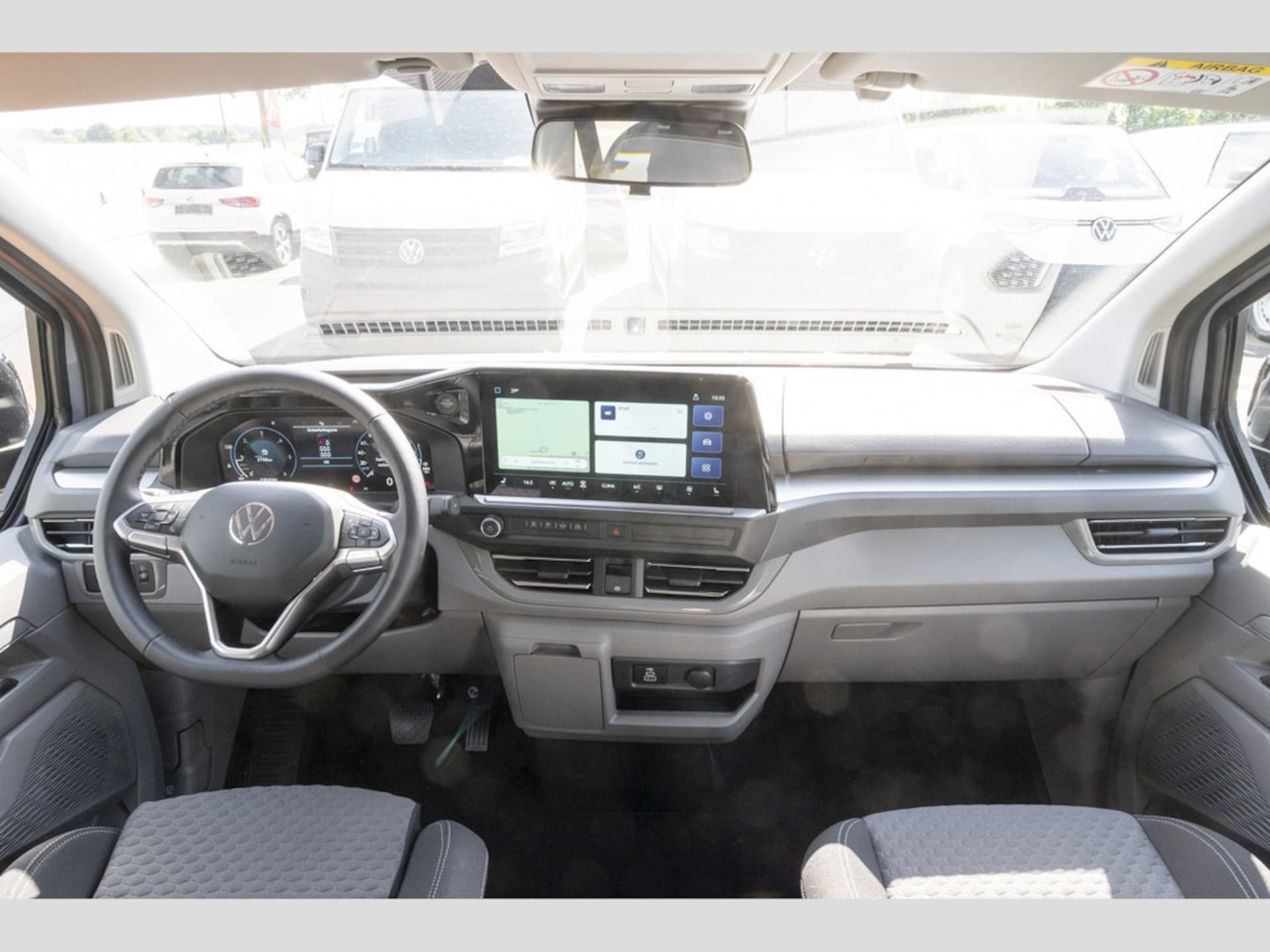 Volkswagen Caravelle langer Radstand Life