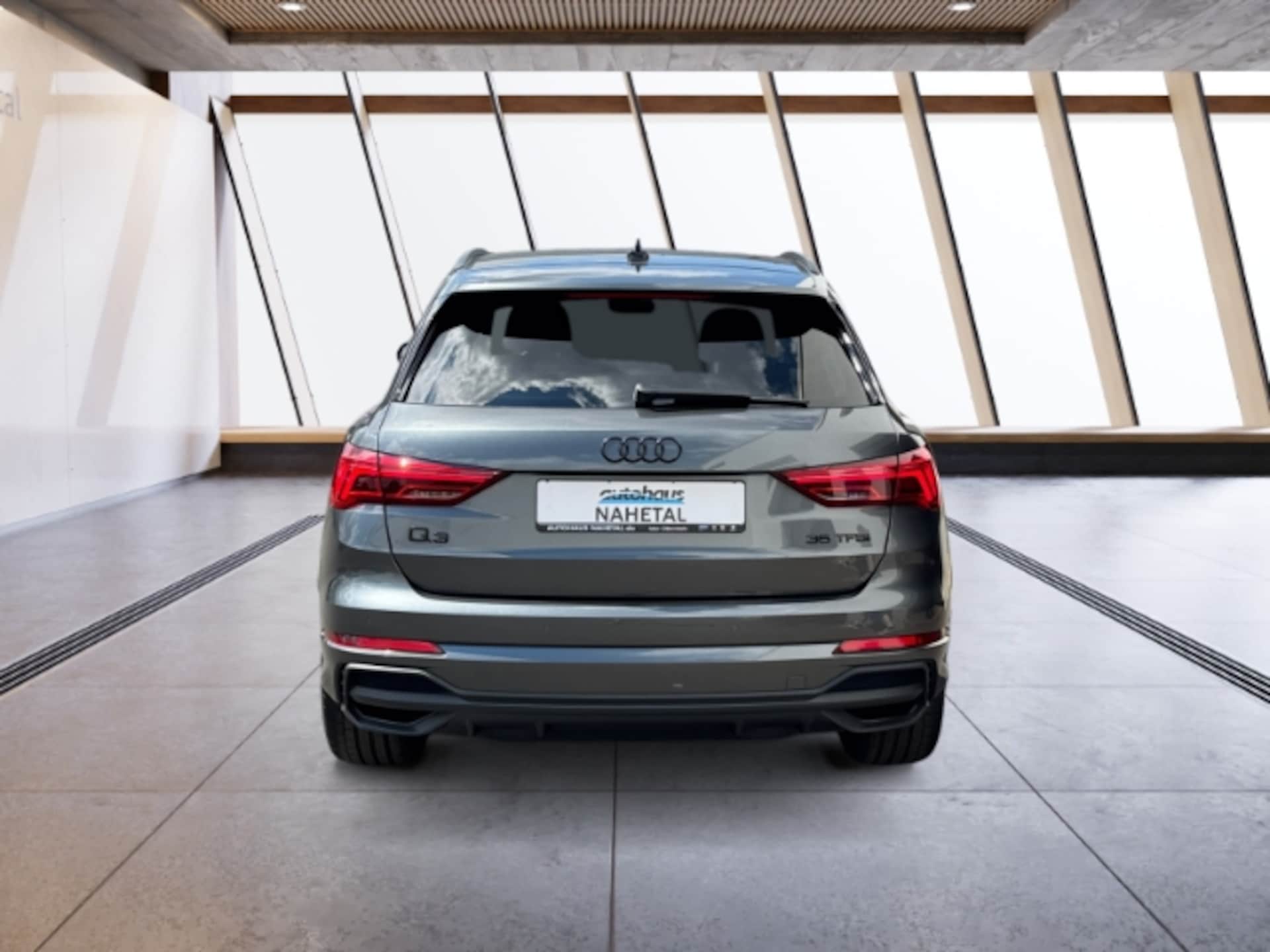 Audi Q3 SUV S line