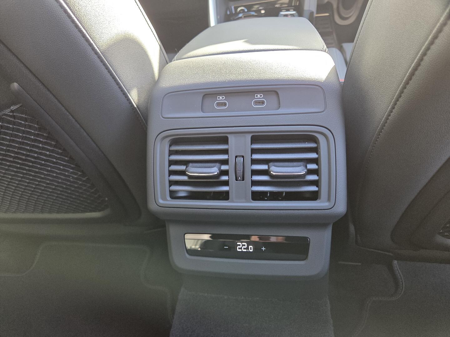 Image about Audi Q5 SUV TFSI quattro 200 kW sport