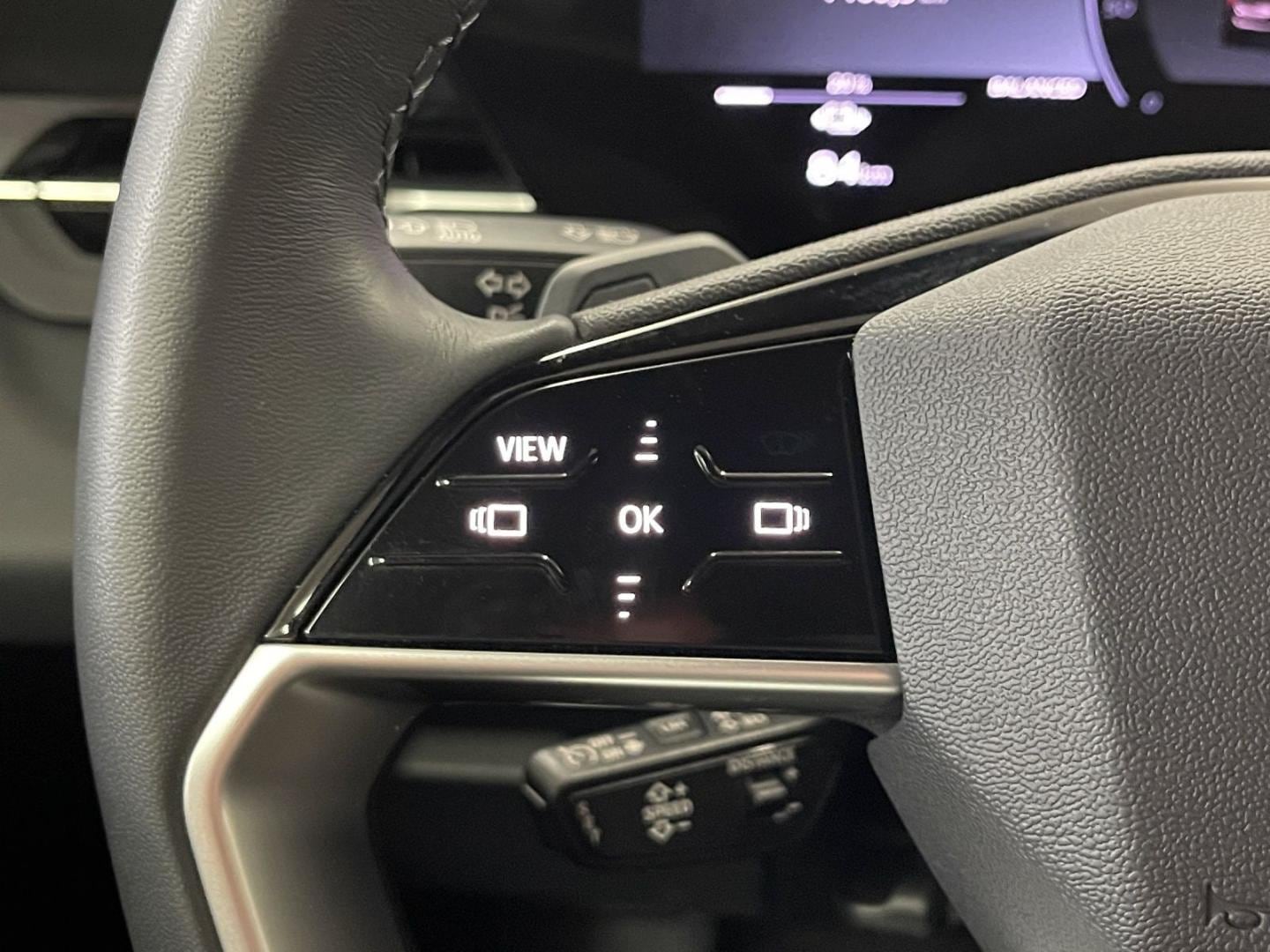 Image about Audi Q6 SUV e-tron e-tron quattro