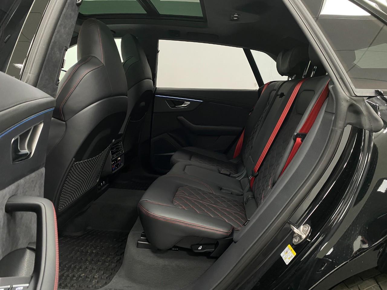 2026 Audi SQ8 Prestige - Photo 28