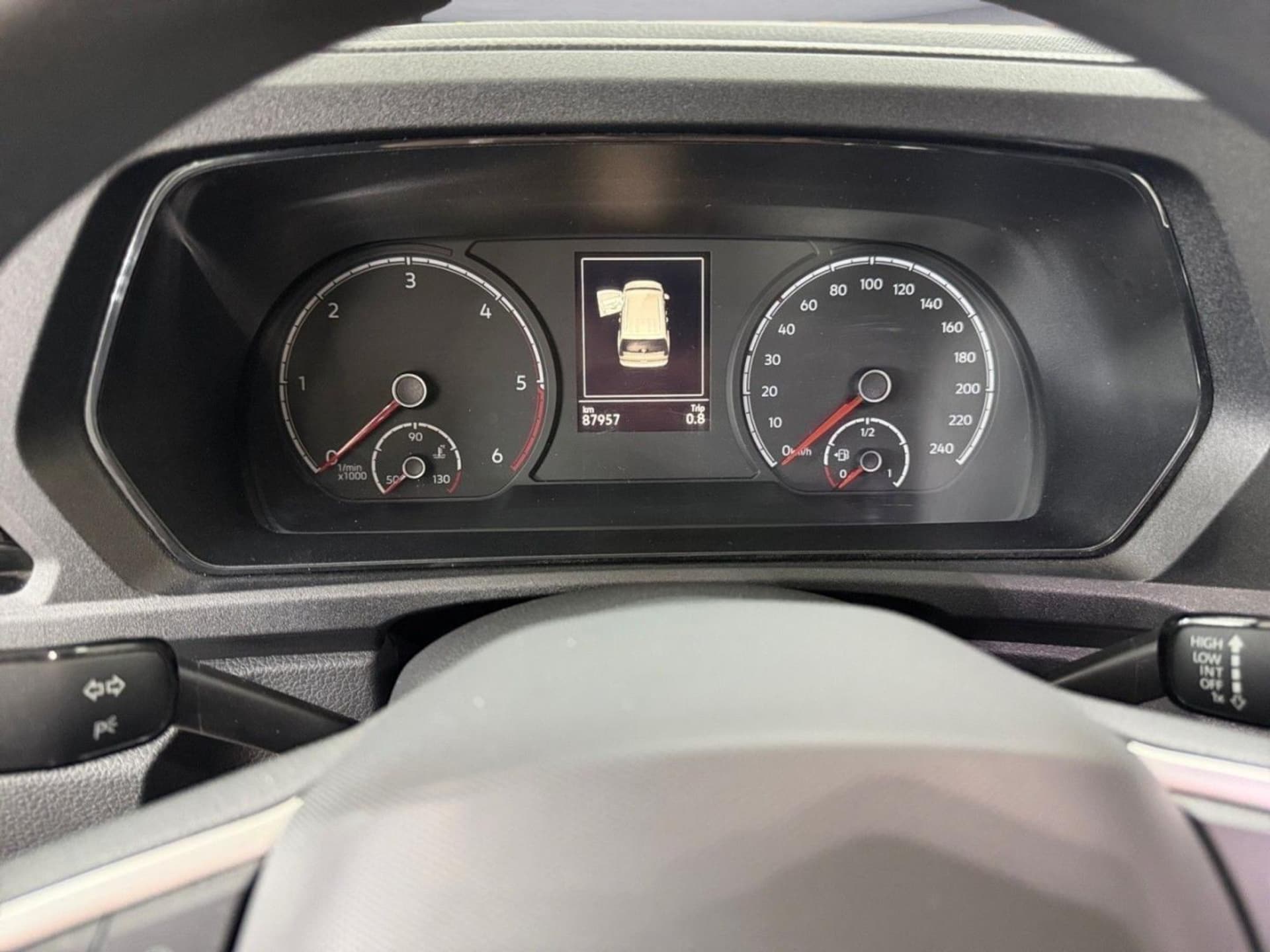 Volkswagen Caddy Basis-Modell