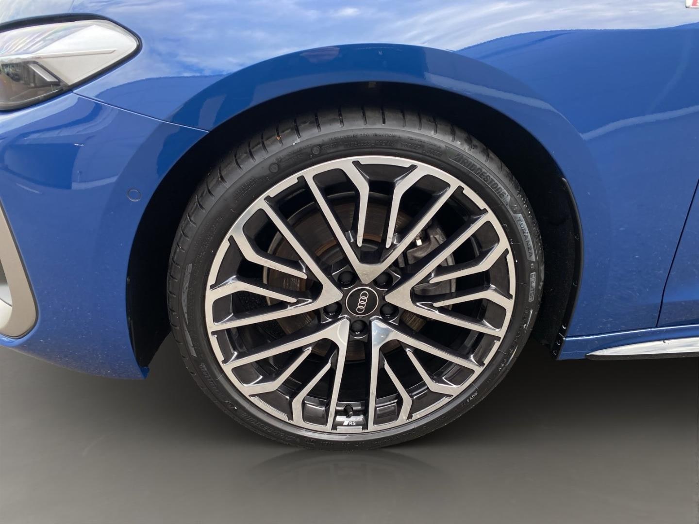 Bild über Audi A5 Avant TDI 150 kW S tronic - für weitere Informationen kontaktieren Sie den Audi Partner