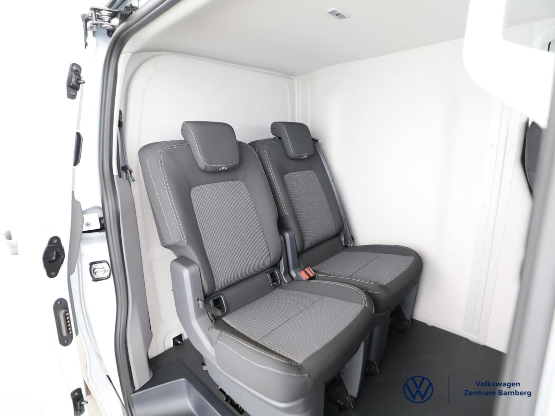 Volkswagen Transporter Kasten langer Radstand