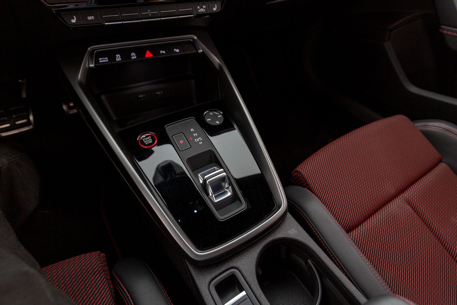 Image about Audi S3 Limousine TFSI quattro S tronic