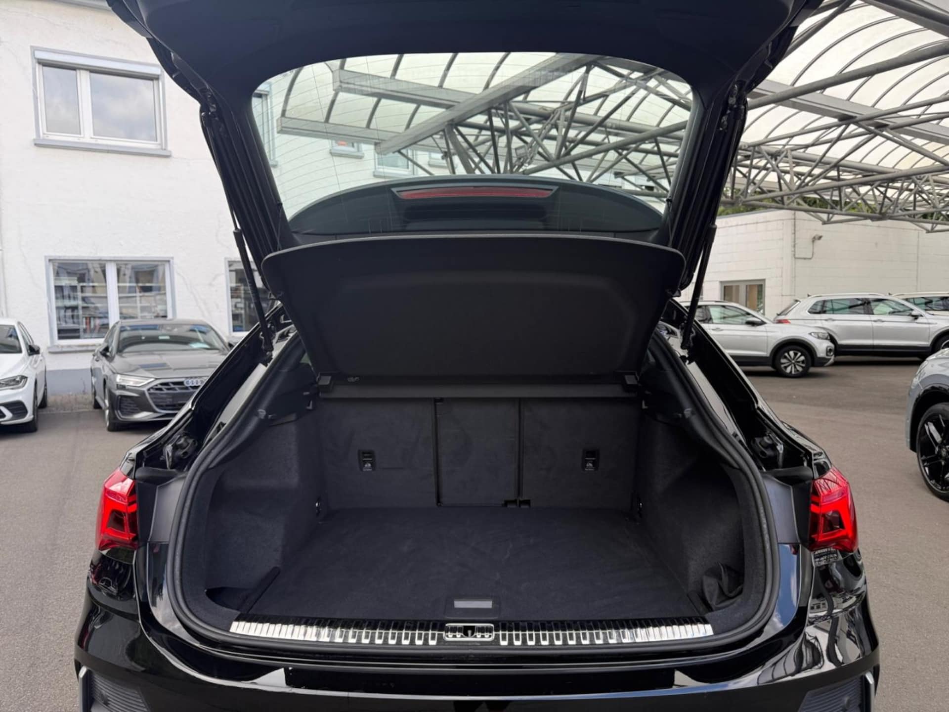 Audi Q3 Sportback S line