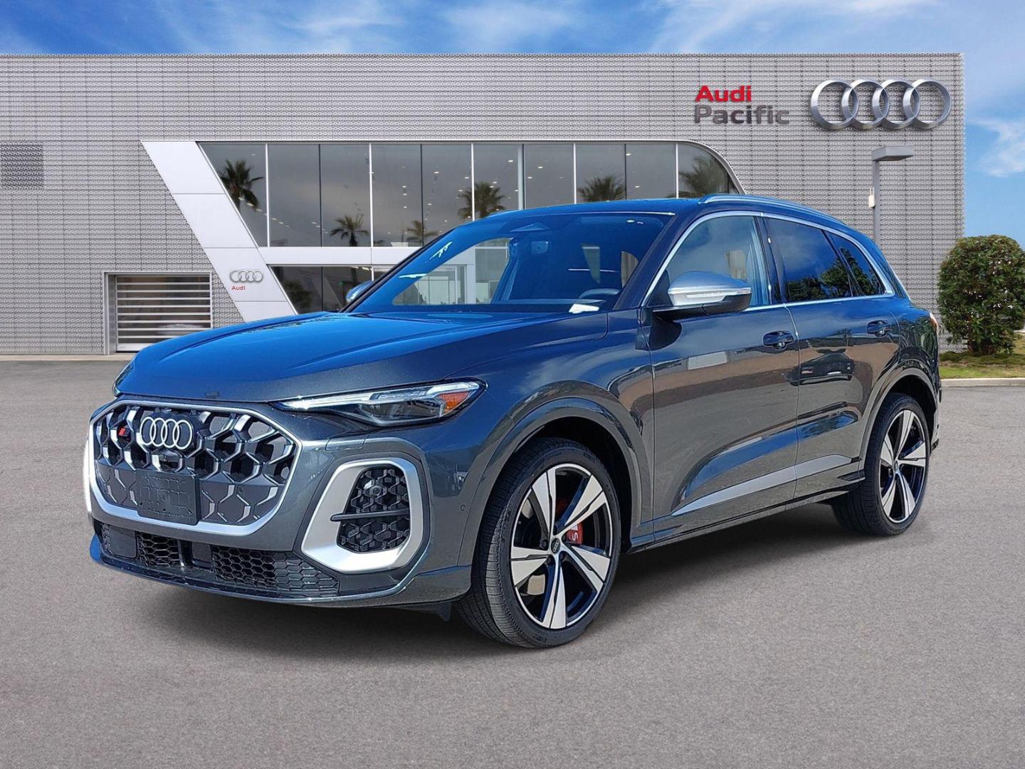 2026 Audi SQ5 Premium Plus quattro's photo