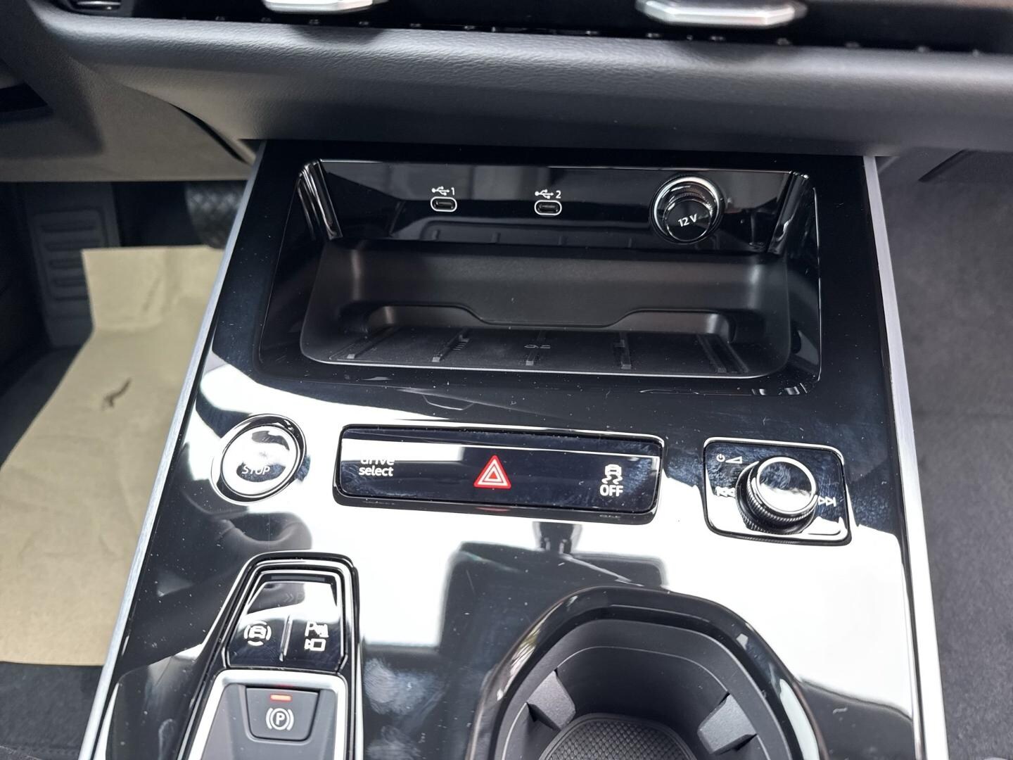 Bild über Audi A6 Avant TDI 150 kW S tronic - für weitere Informationen kontaktieren Sie den Audi Partner
