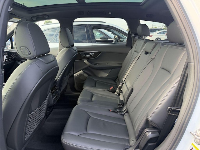 2026 Audi Q7 Premium Plus - Photo 25