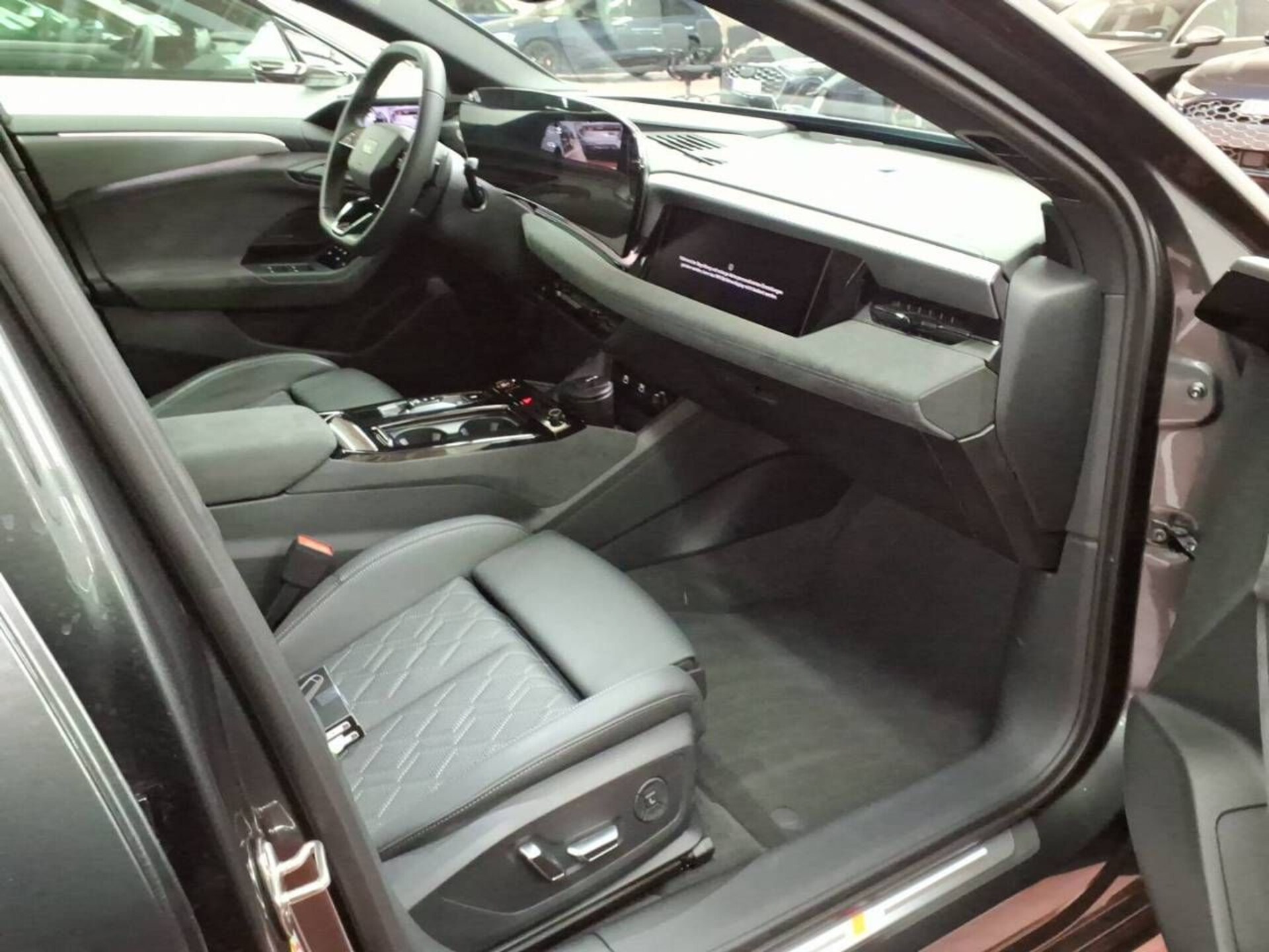 Audi S6 Avant e-tron edition one