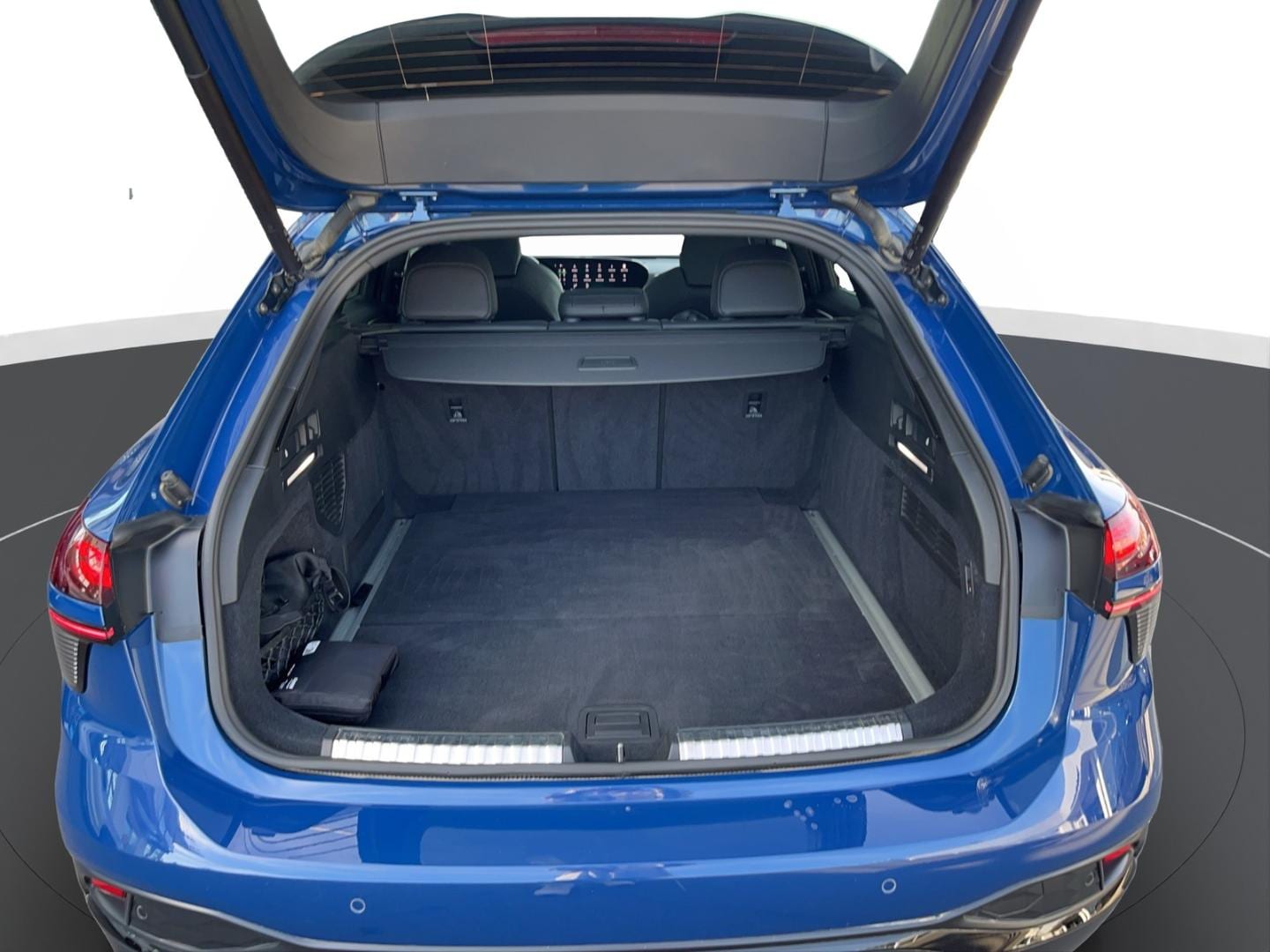 Bild über Audi A6 Avant TDI quattro 150 kW S tronic - für weitere Informationen kontaktieren Sie den Audi Partner