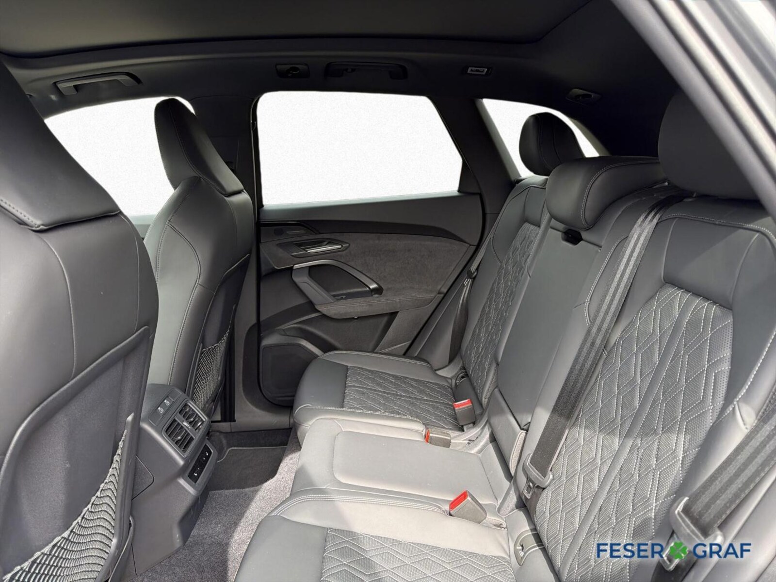 Audi SQ5 – Bild 12