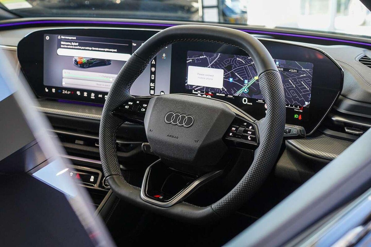 Image about Audi Q5 SUV e-hybrid quattro S tronic