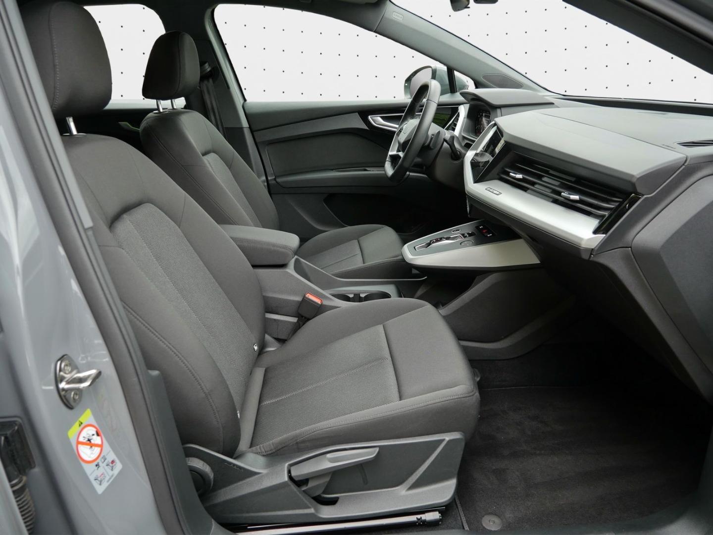 Image about Audi Q4 e-tron 40 e-tron