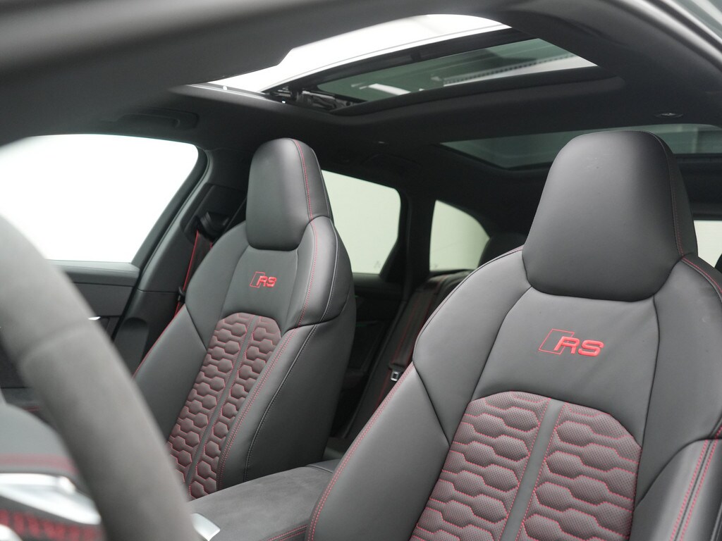 Image about Audi RS 6 Avant performance quattro tiptronic
