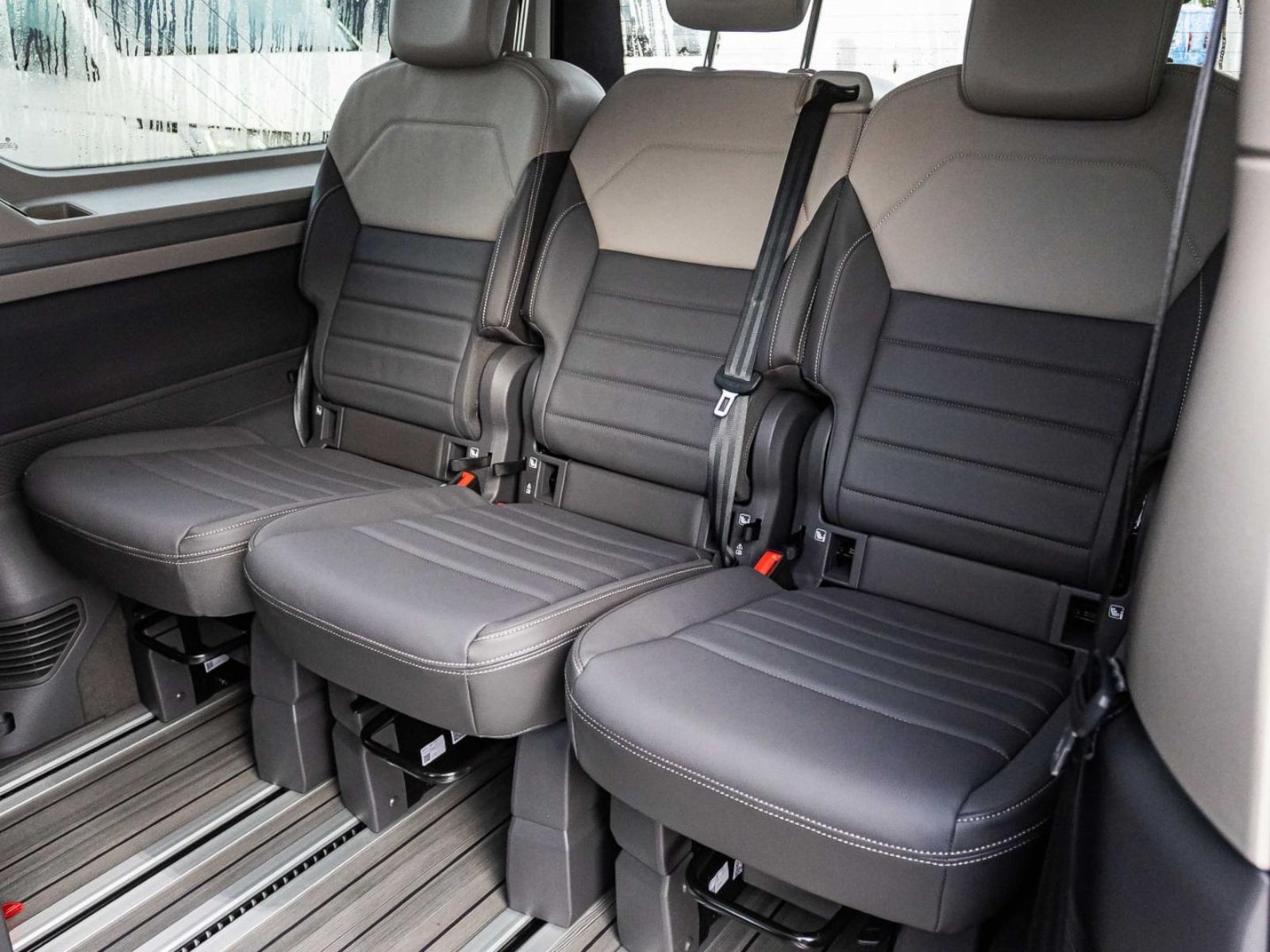 Volkswagen Multivan Langversion – Bild 17