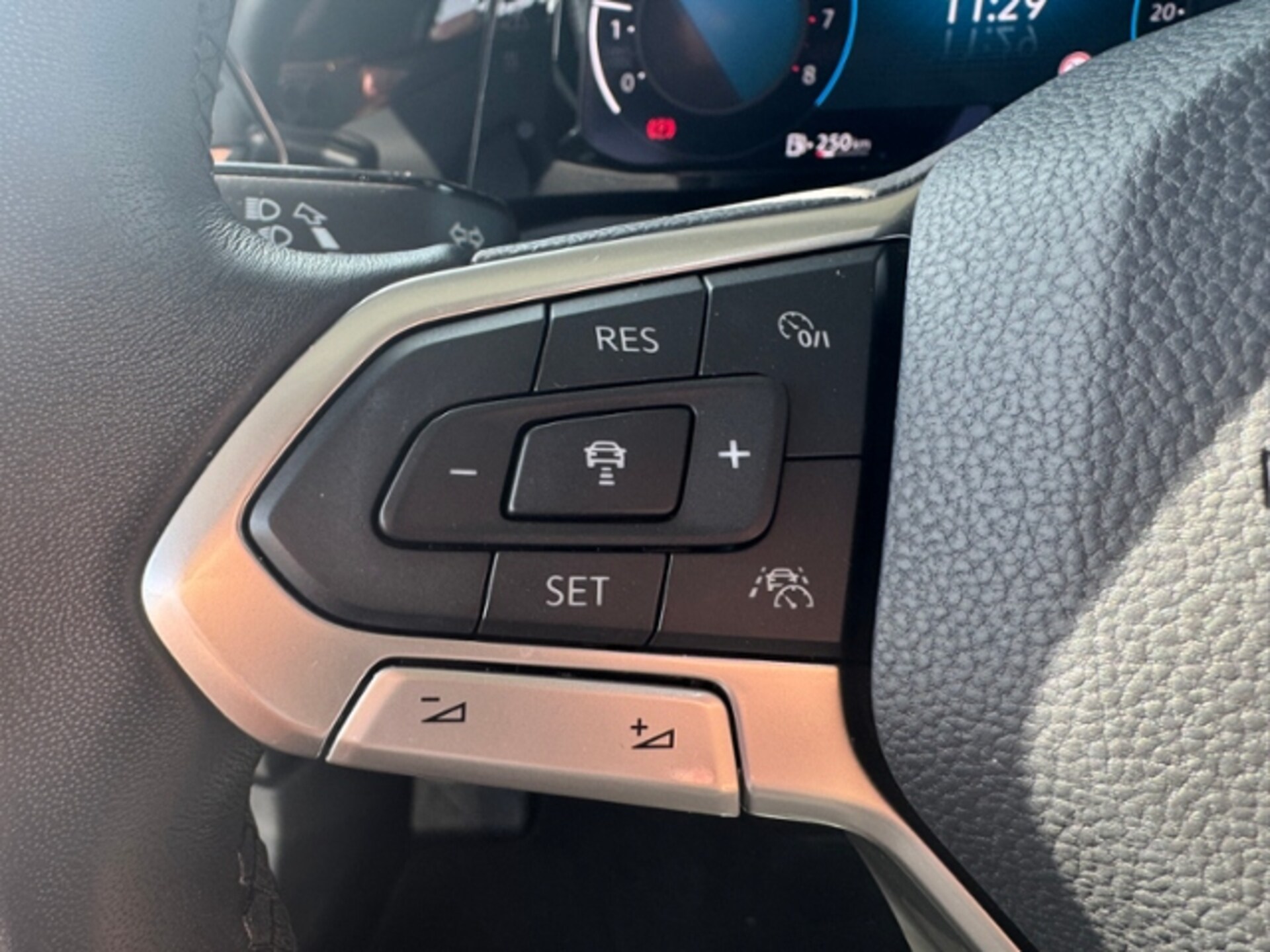 Volkswagen Golf Style