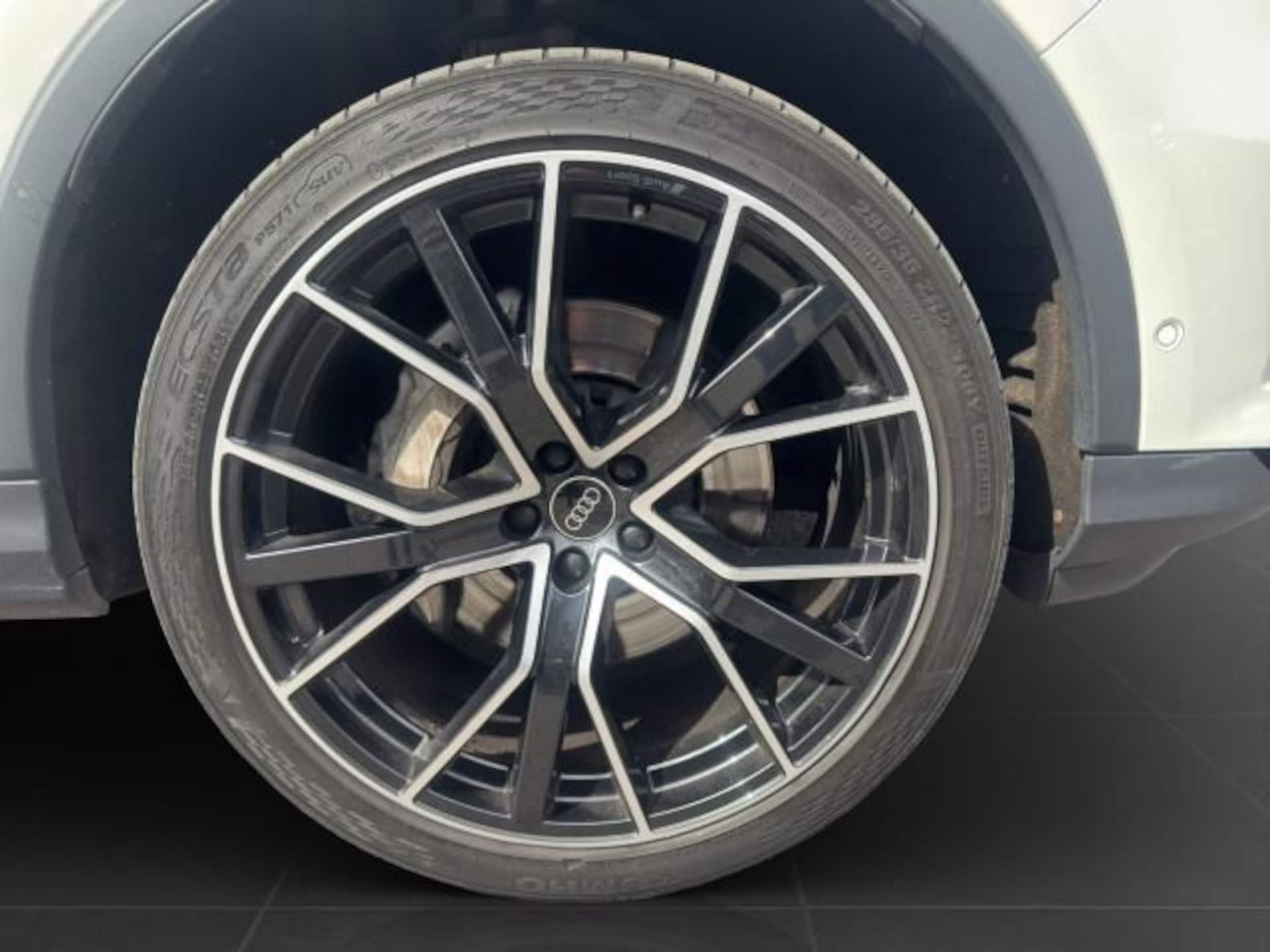 Audi Q7 SUV