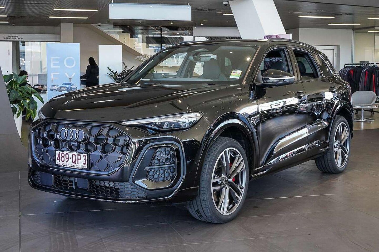 Image about Audi Q5 SUV e-hybrid quattro S tronic