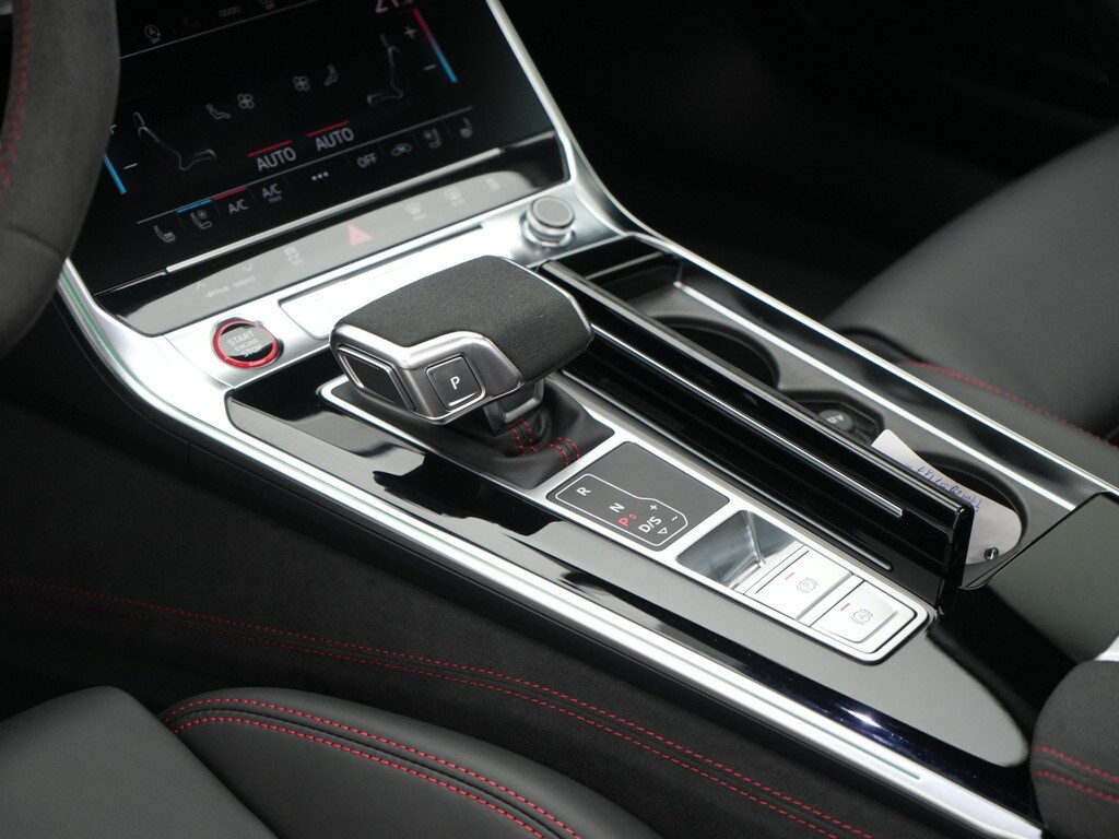 Image about Audi RS 6 Avant performance quattro tiptronic