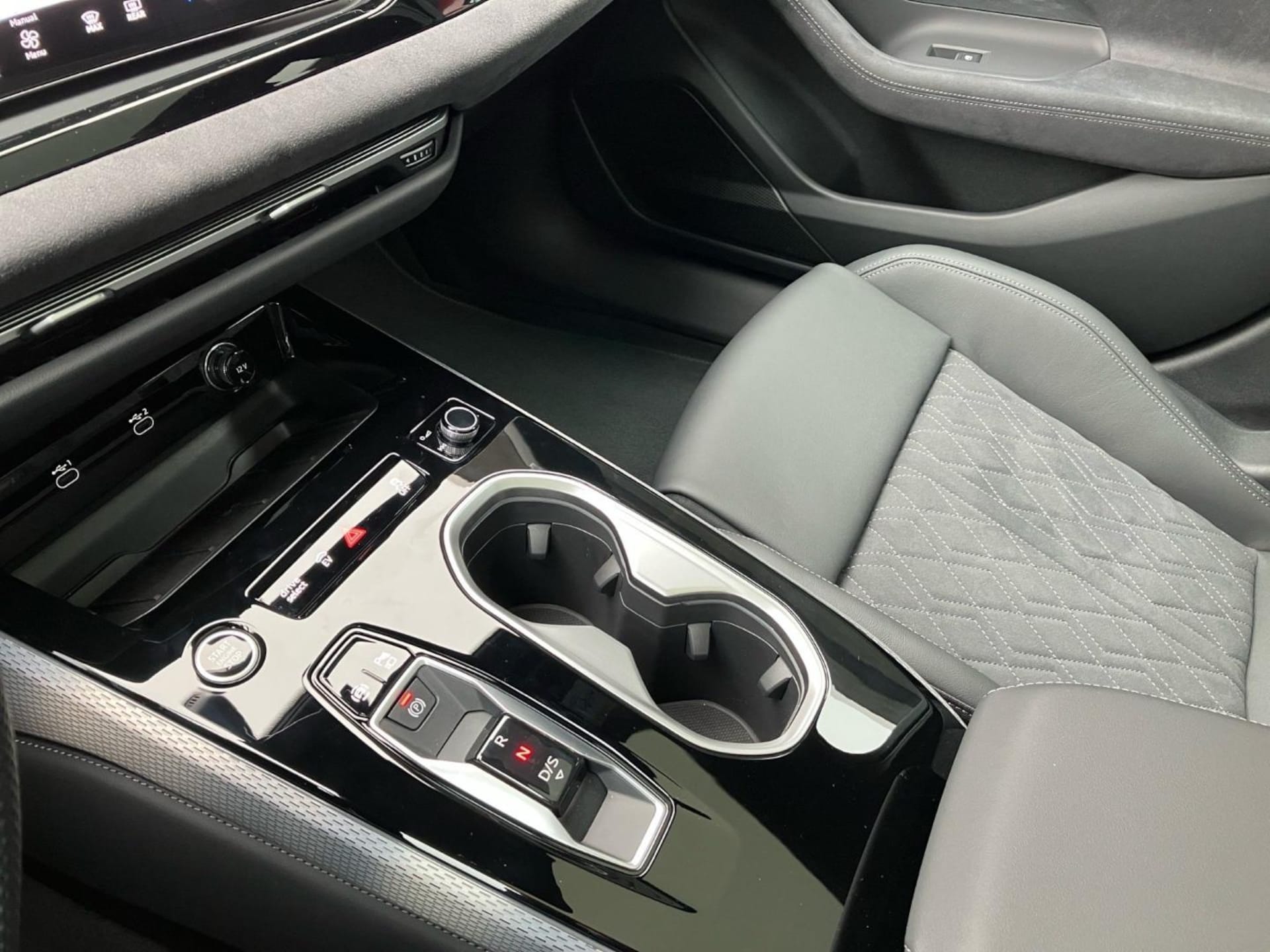 Audi A6 Avant e-hybrid edition one