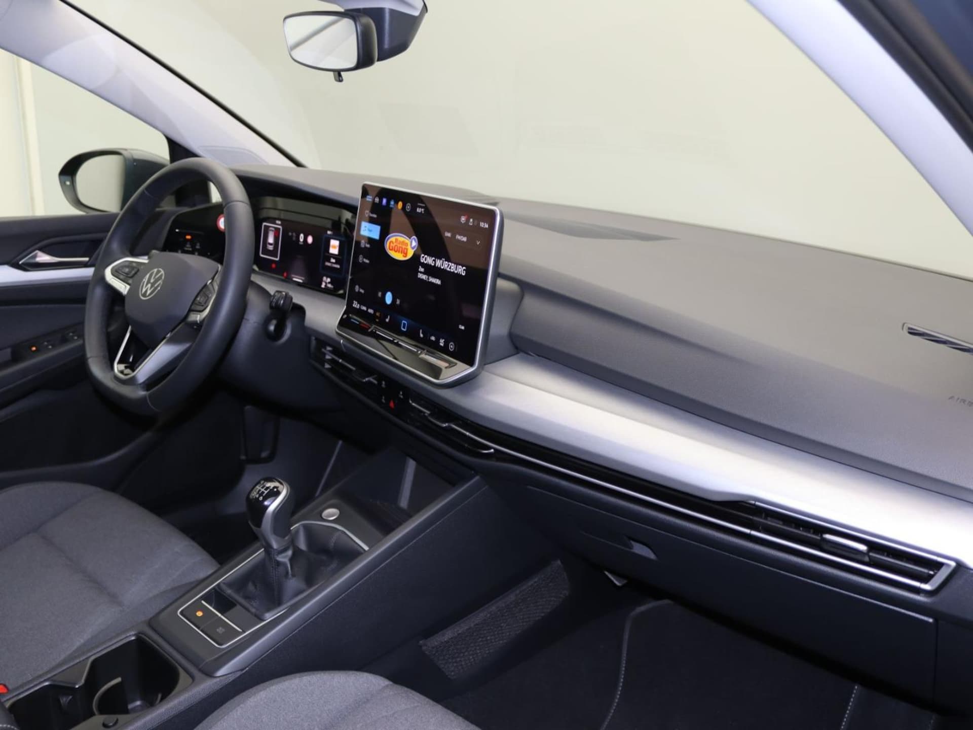 Volkswagen Golf Variant Life