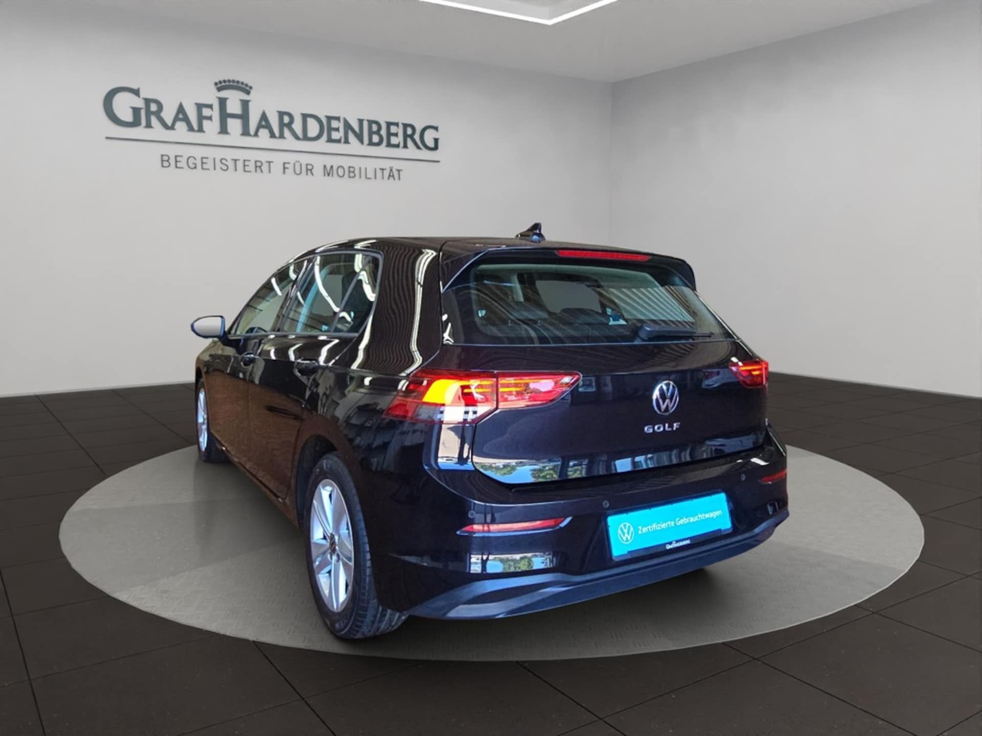 Volkswagen Golf Life