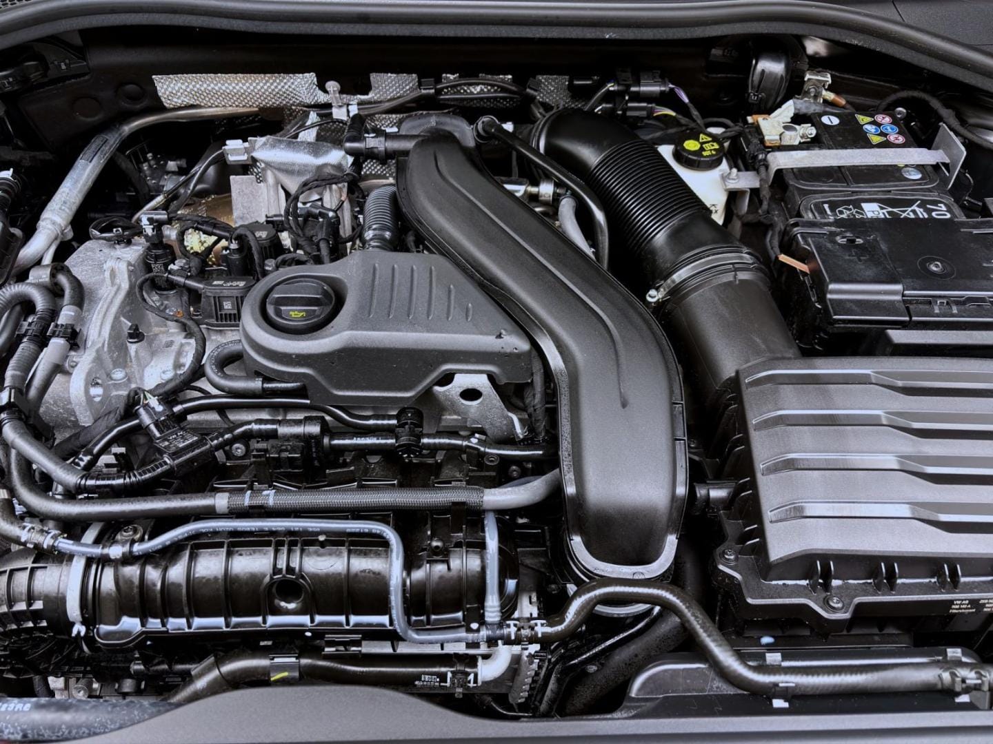 Bild über Audi A3 Limousine TFSI 110 kW S tronic - für weitere Informationen kontaktieren Sie den Audi Partner
