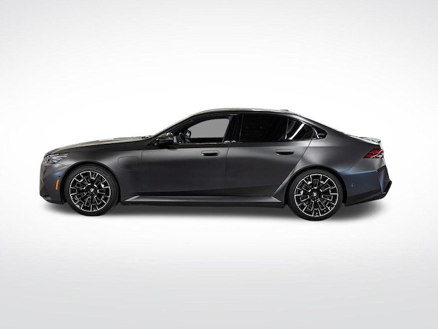 2025 BMW M5