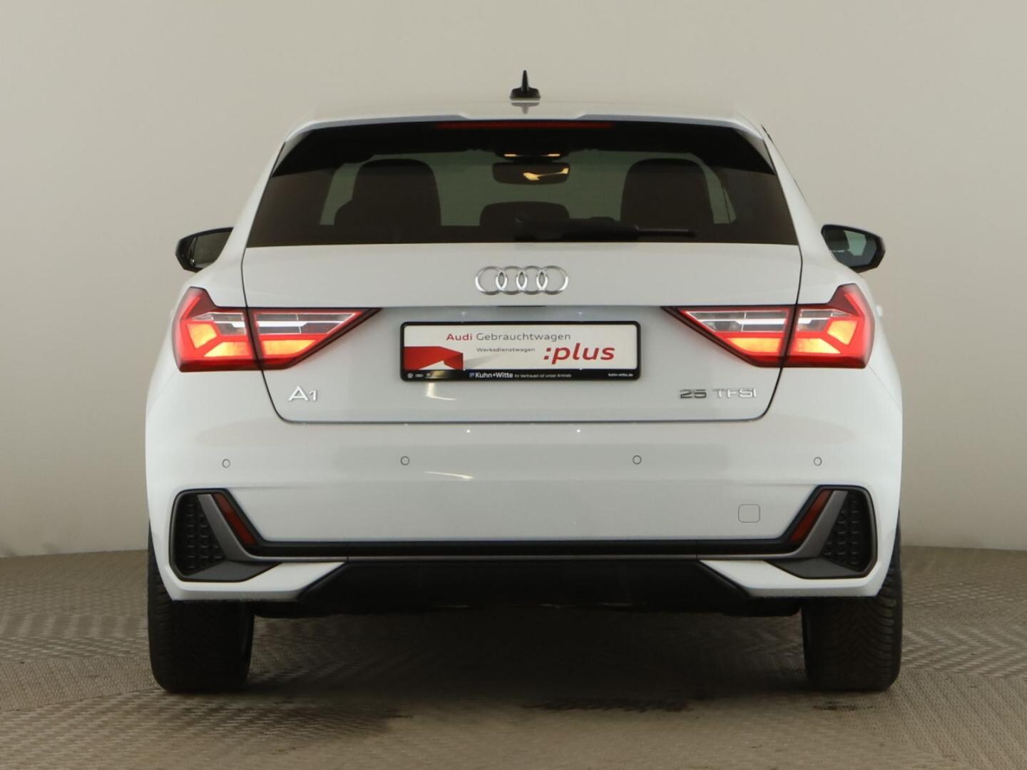 Bild über Audi A1 Sportback S line 25 TFSI S tronic - für weitere Informationen kontaktieren Sie den Audi Partner
