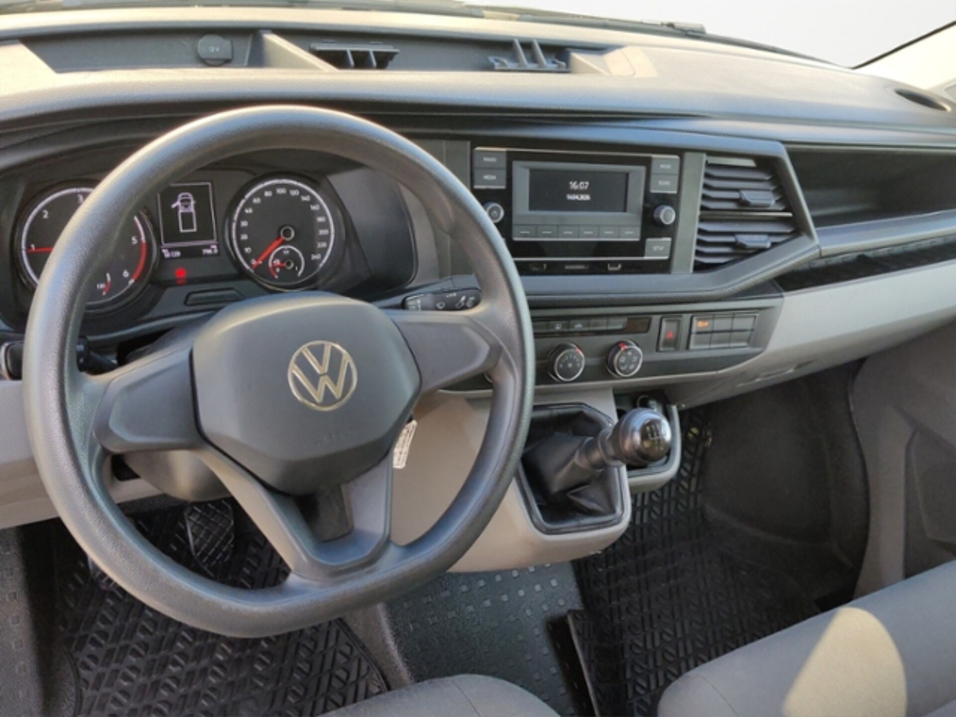 Volkswagen T6.1 Transporter Pritschenwagen Einzelkabine