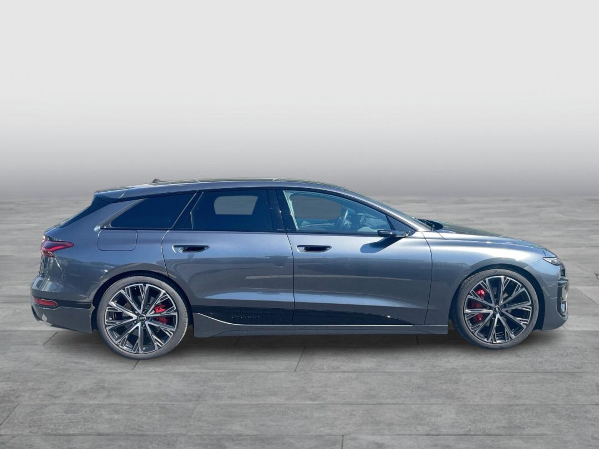 Audi A6 Avant e-tron edition one