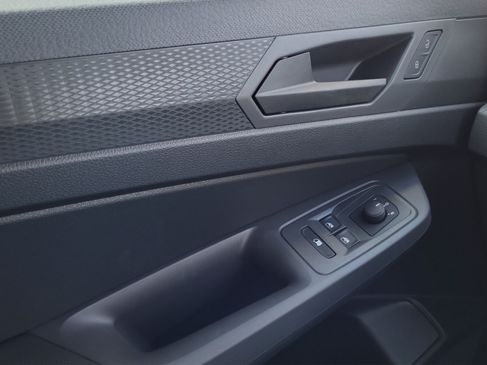 Volkswagen Caddy Maxi Cargo – Bild 17