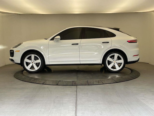 2022 Porsche Cayenne Hybrid