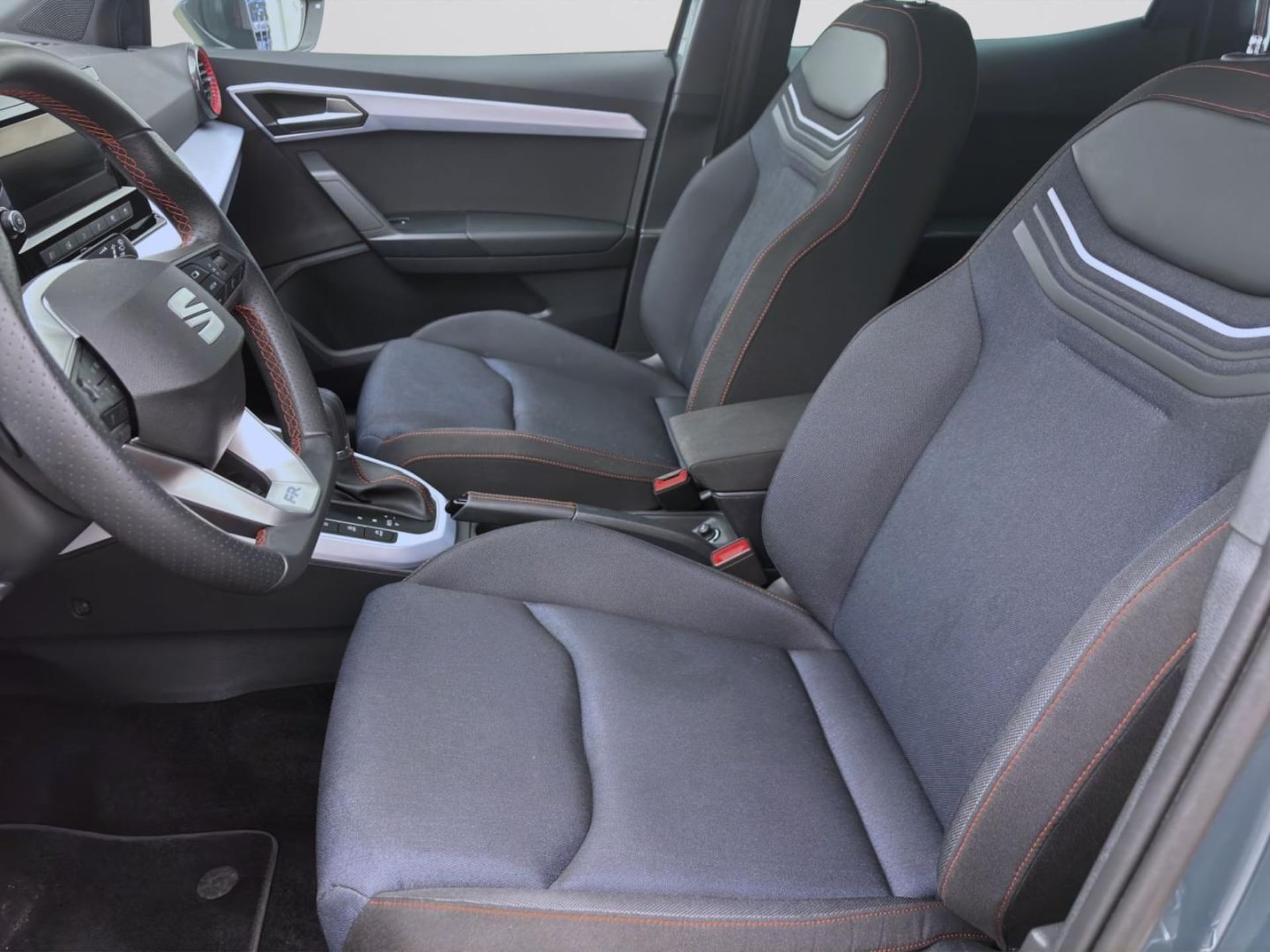 SEAT Arona FR