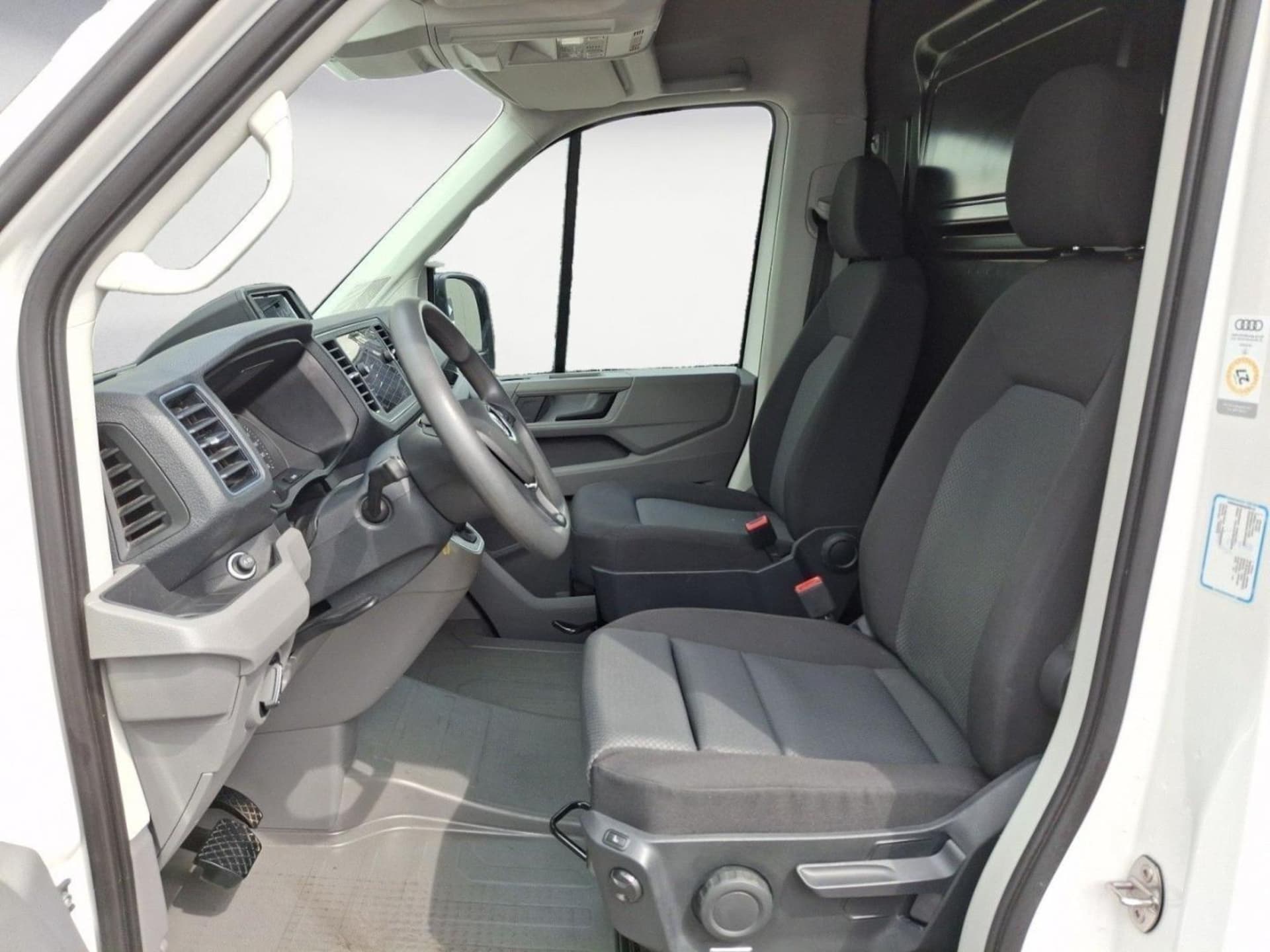 Volkswagen Crafter Kasten langer Radstand