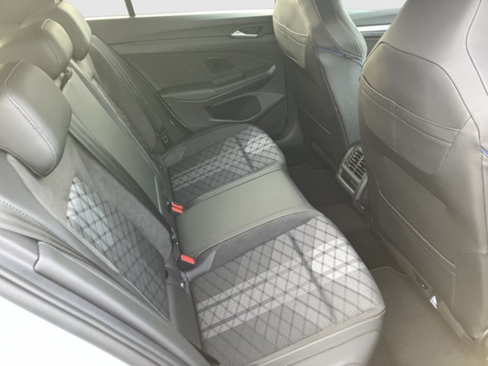 Volkswagen Golf – Bild 13
