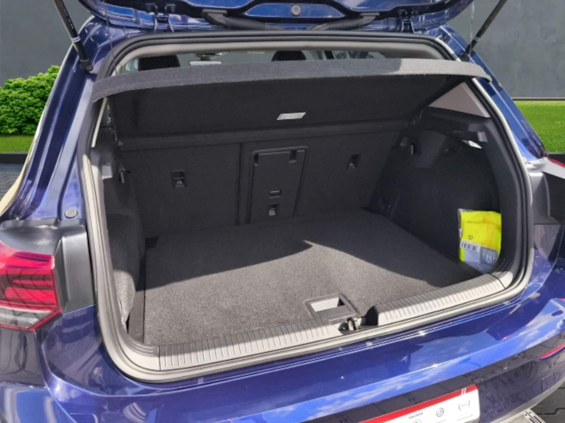 Volkswagen Golf Active