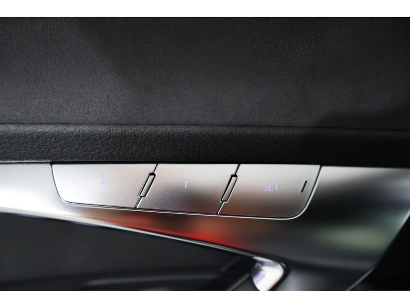 Bild über Audi S6 Avant TDI quattro tiptronic - für weitere Informationen kontaktieren Sie den Audi Partner