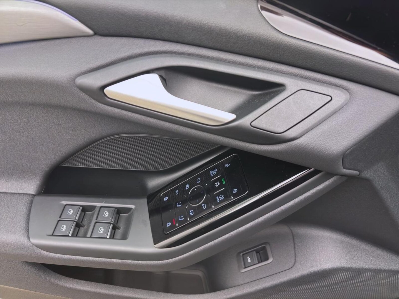 Audi A6 Avant e-tron – Bild 11