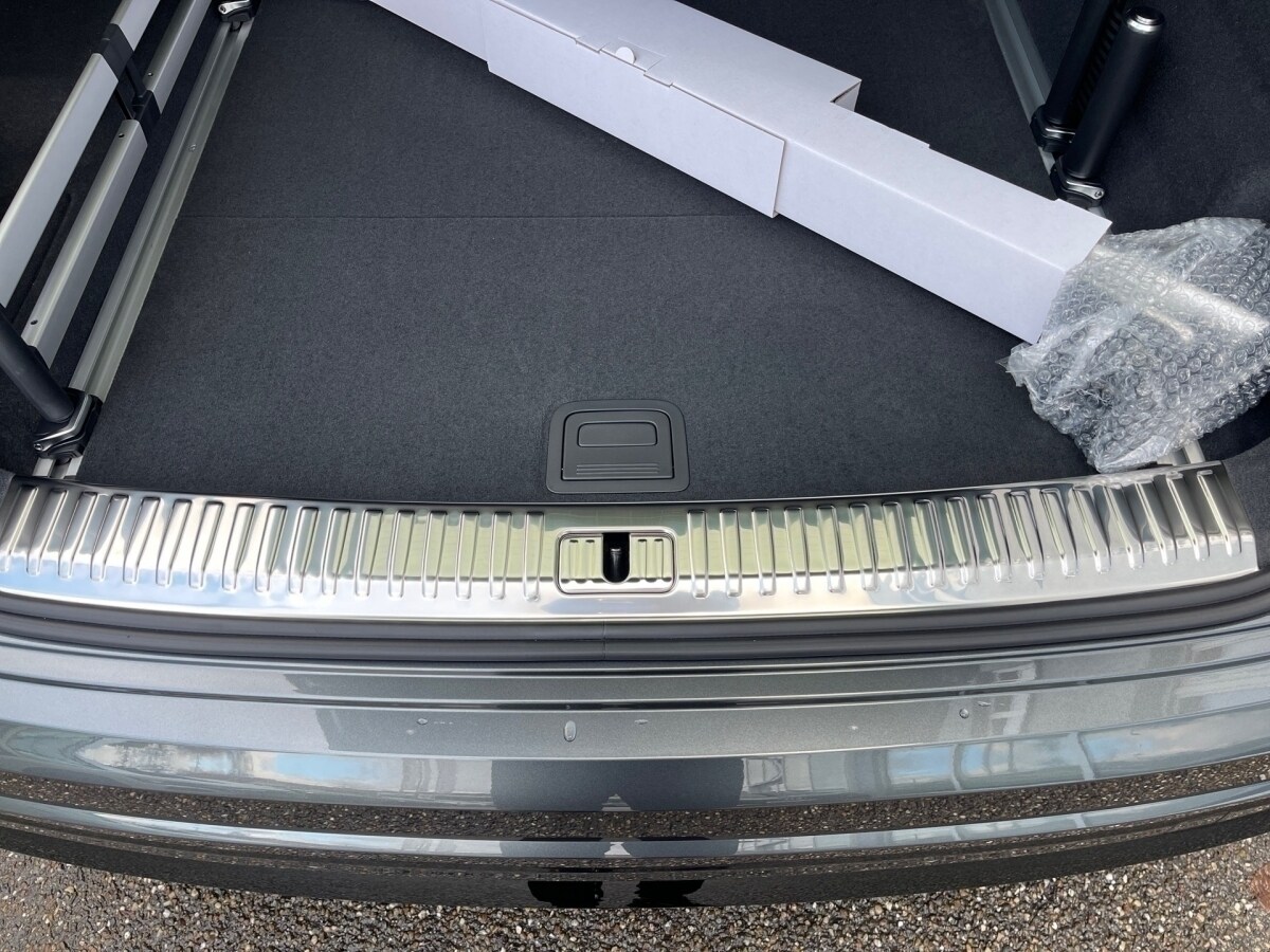 Image about Audi SQ8 SUV TFSI quattro tiptronic