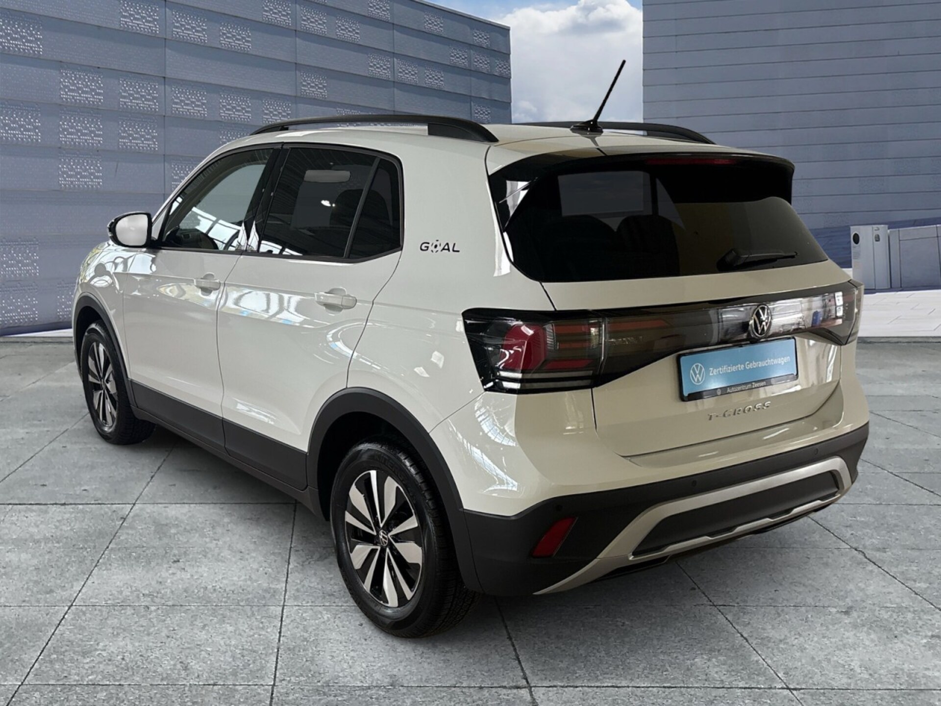 Volkswagen T-Cross Life