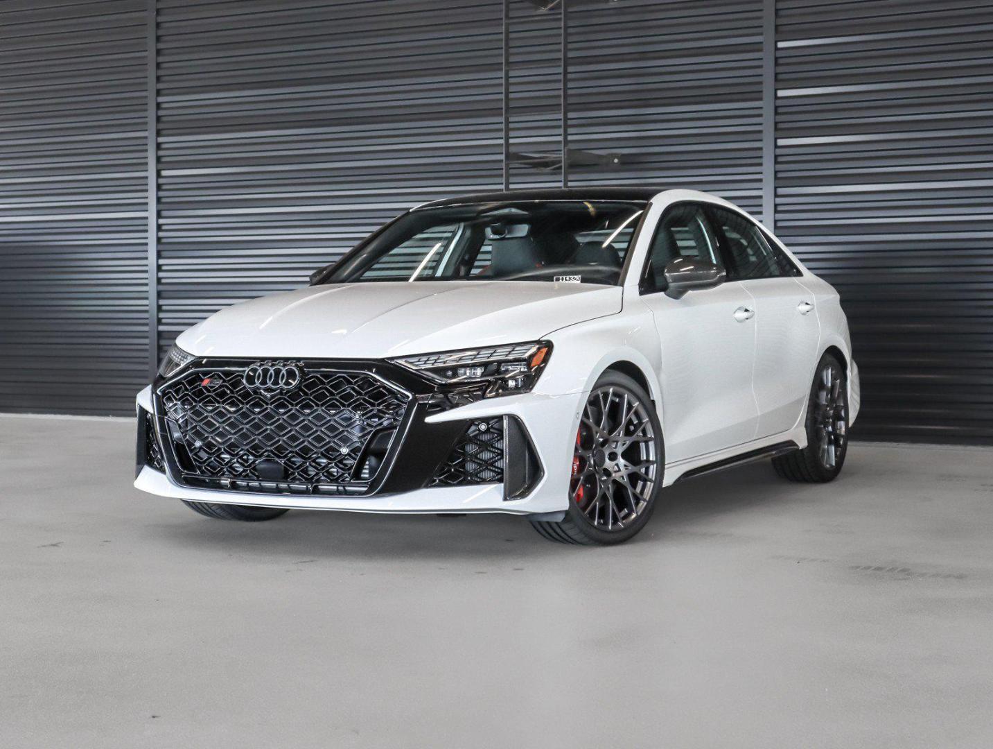 2026 Audi RS 3 2.5 TFSI quattro S tronic's photo
