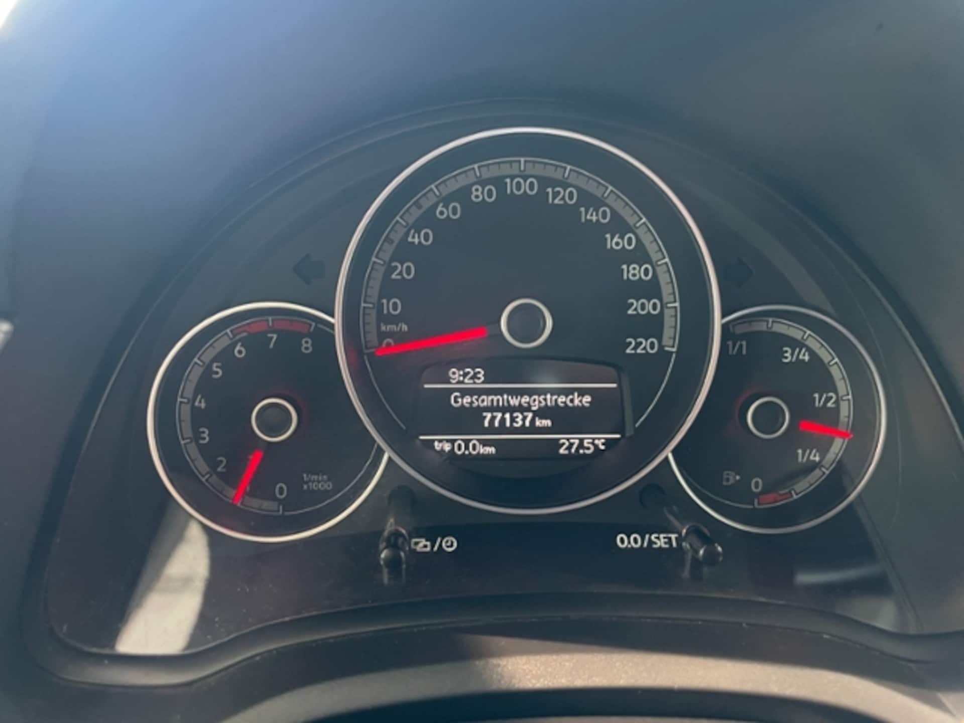 Volkswagen up! ACTIVE